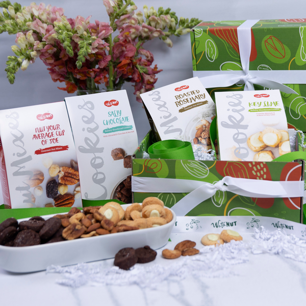 Assorted Gourmet Nuts & Cookies Gift Box